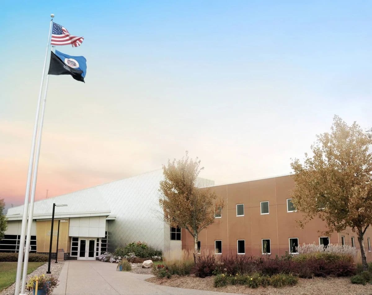 4 Correctional Officers Hurt in Rush City Prison Attack