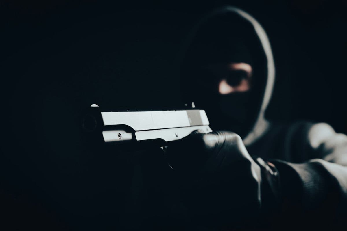 Theft vs. Robbery and the $1,000 Felony Line